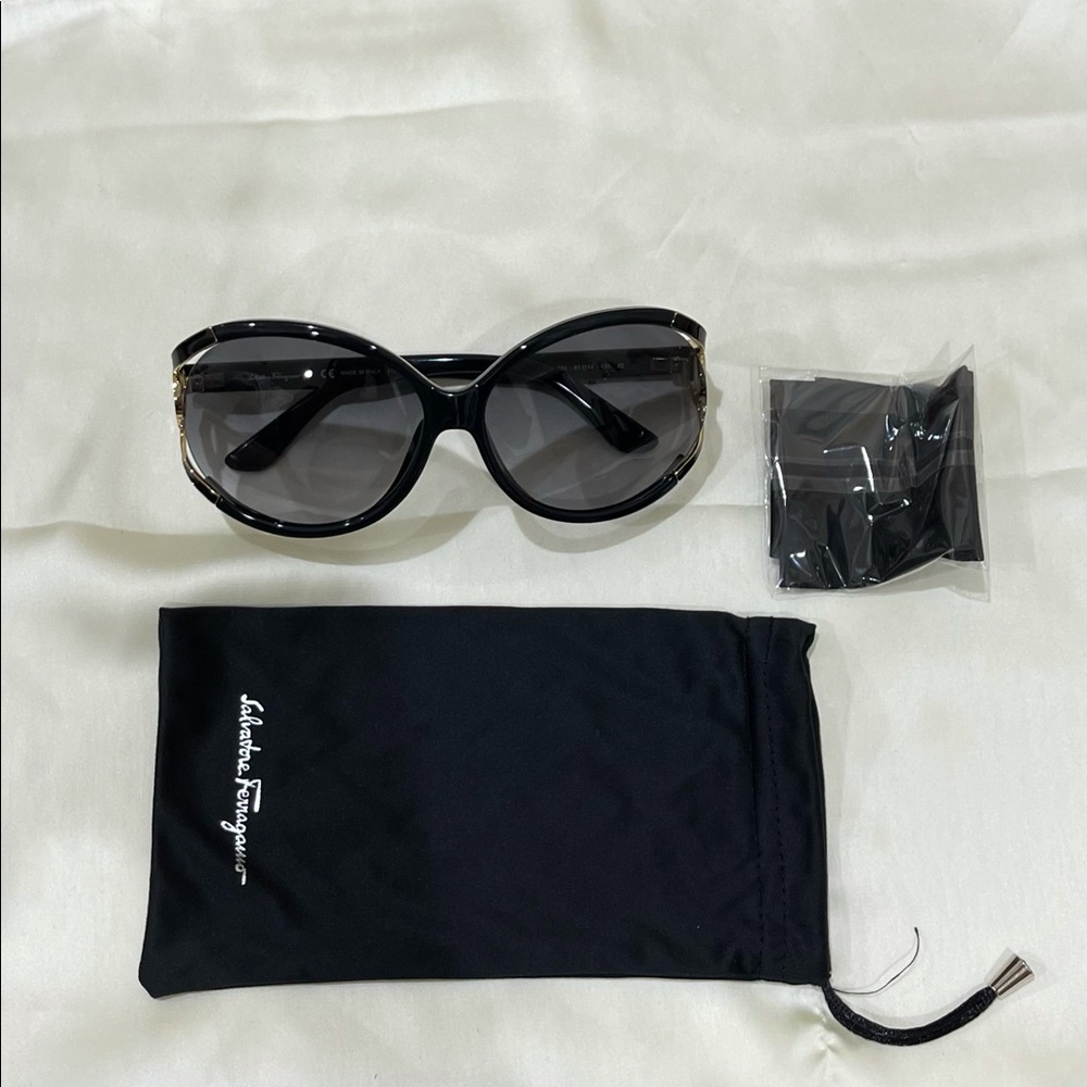 Real Salvatore Ferragamo Designer Round Glasses